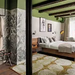 Hotel Comfort 4*