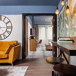 Hotel Comfort 4*