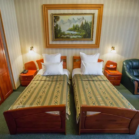 Comfort Hotel 4*