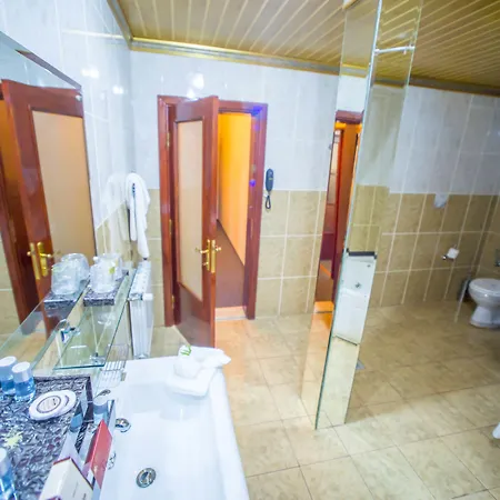 Hotel Comfort 4*