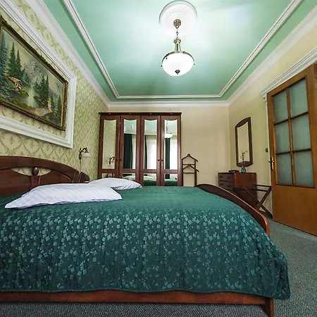 Comfort Hotel 4*