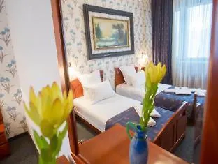 Ξενοδοχείο Comfort 4*