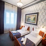 Hotel Comfort 4*